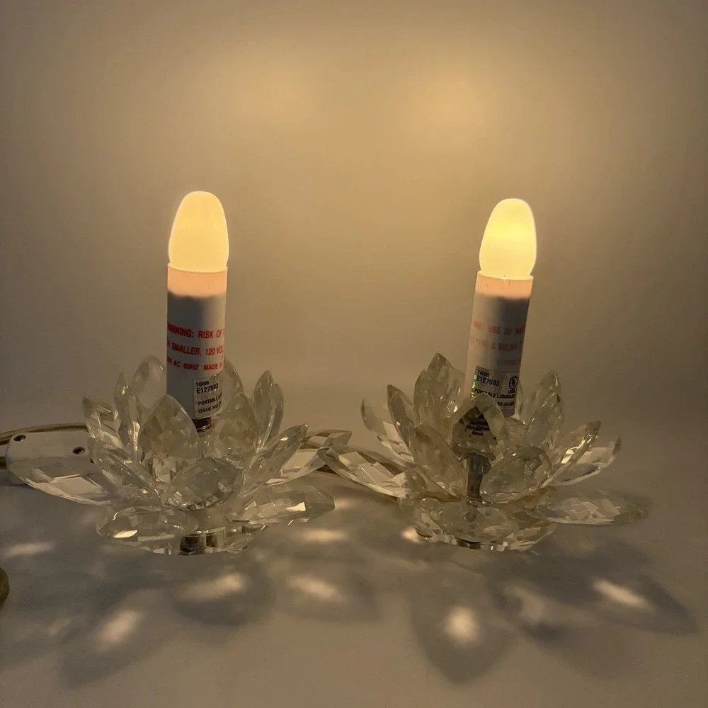 2 Vtg Fifth Avenue Crystal Lotus Flower Small Lamps Night Light 2 Settings Read!